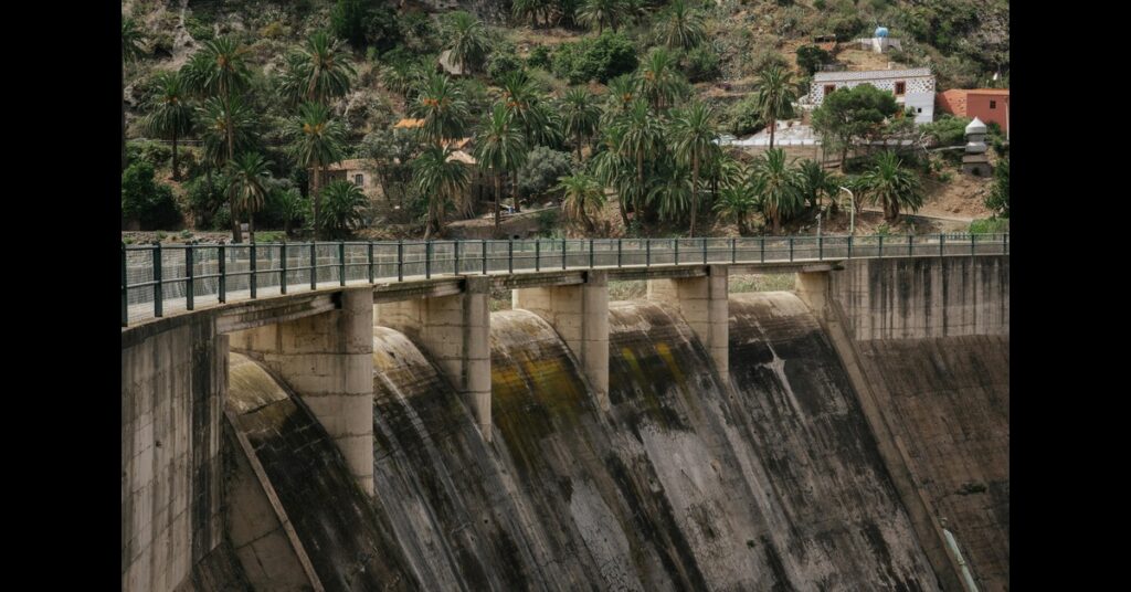 Beginner Solo Travel Tips For First-Time Explorers Safely 5 Beginner Solo Travel Tips For First-Time Explorers Safely - planning safe, fun, and hassle-free trips