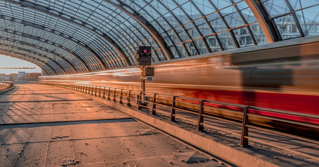 Slow vs Fast Travel: Discover Your Perfect Solo Travel Pace 1 Slow vs Fast Travel: Discover Your Perfect Solo Travel Pace meaning and benefits for US/UK solo travelers