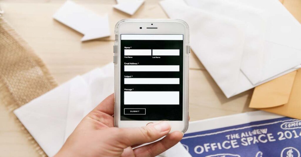 Solo Travel Budgeting Tips: Travel Smart & Stress-Free for affordable, safe, and unforgettable solo travel experiences