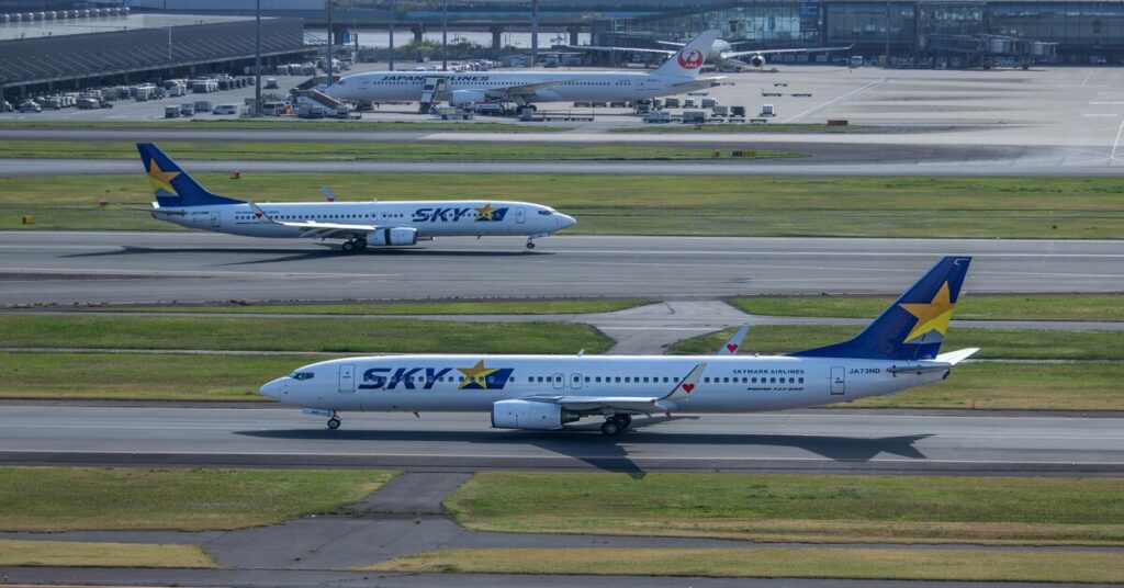 Invisible Solo Deals: Unlock Secret Airline Discounts 3 Invisible Solo Deals: Unlock Secret Airline Discounts Showing Solo Traveler Benefits Compared to Group Pricing