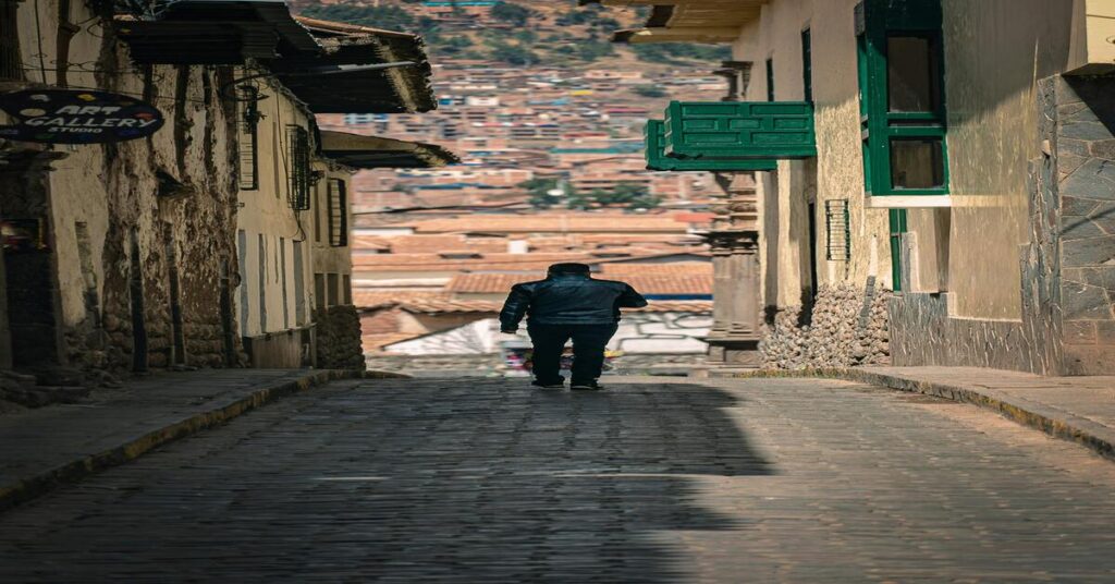 US Solo Travel Destinations for Weekend Getaways: Explore safe and affordable walkable cities for solo trips