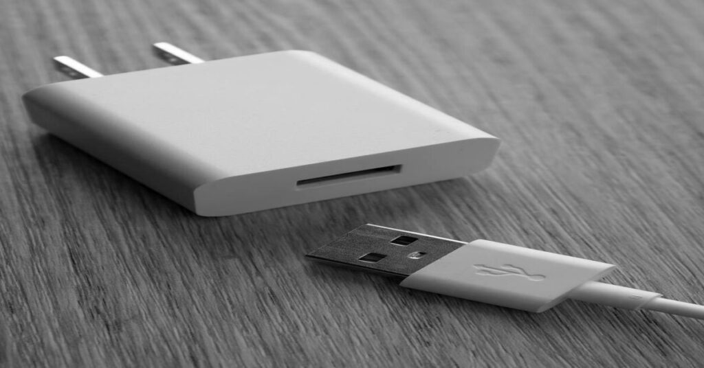 7 Best Lightweight Travel Chargers That Save Space and Charge Fast 5 Lightweight USB C PD Charger best travel charger for iphone and android