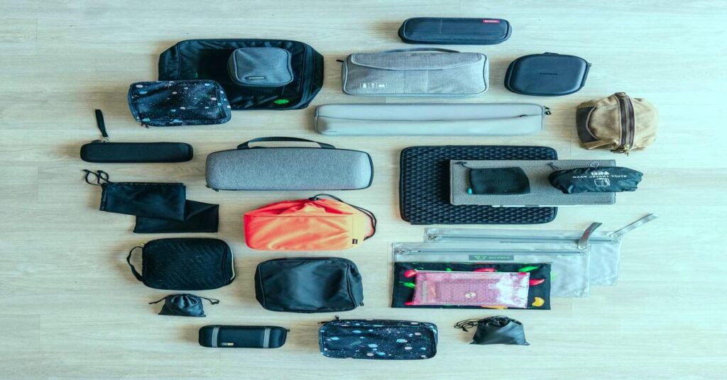 Hidden Solo Travel Deals That Save You More Money using smart travel tools and packing setup