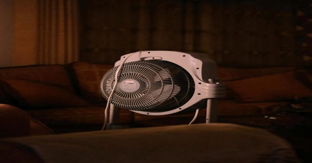 clip on fan bunk bed travel rechargeable fan